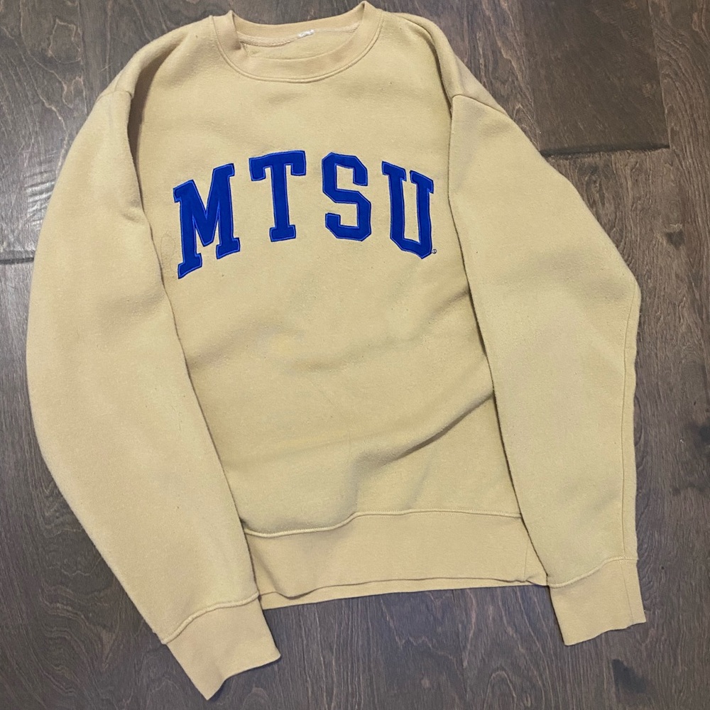 MTSU sweatshirt women’s small